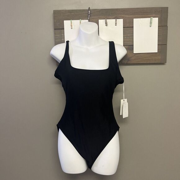 Good American GSW0641 Size 3 Removable Pads Black One-Piece Swimsuit/bodysuit